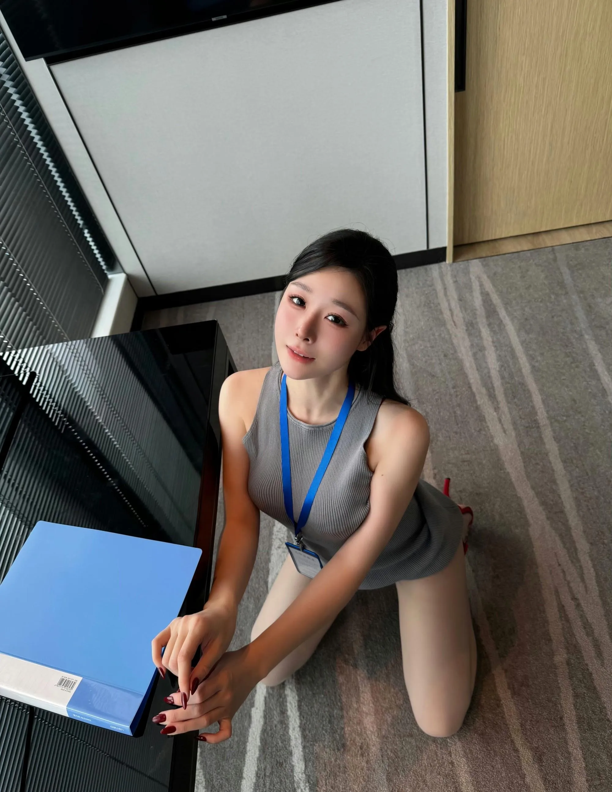 是小逗逗 – NO.007 30粉丝著名美团外卖媛网红模特 全量资源 极品露脸大长腿顶级露出专家 [309P]插图8